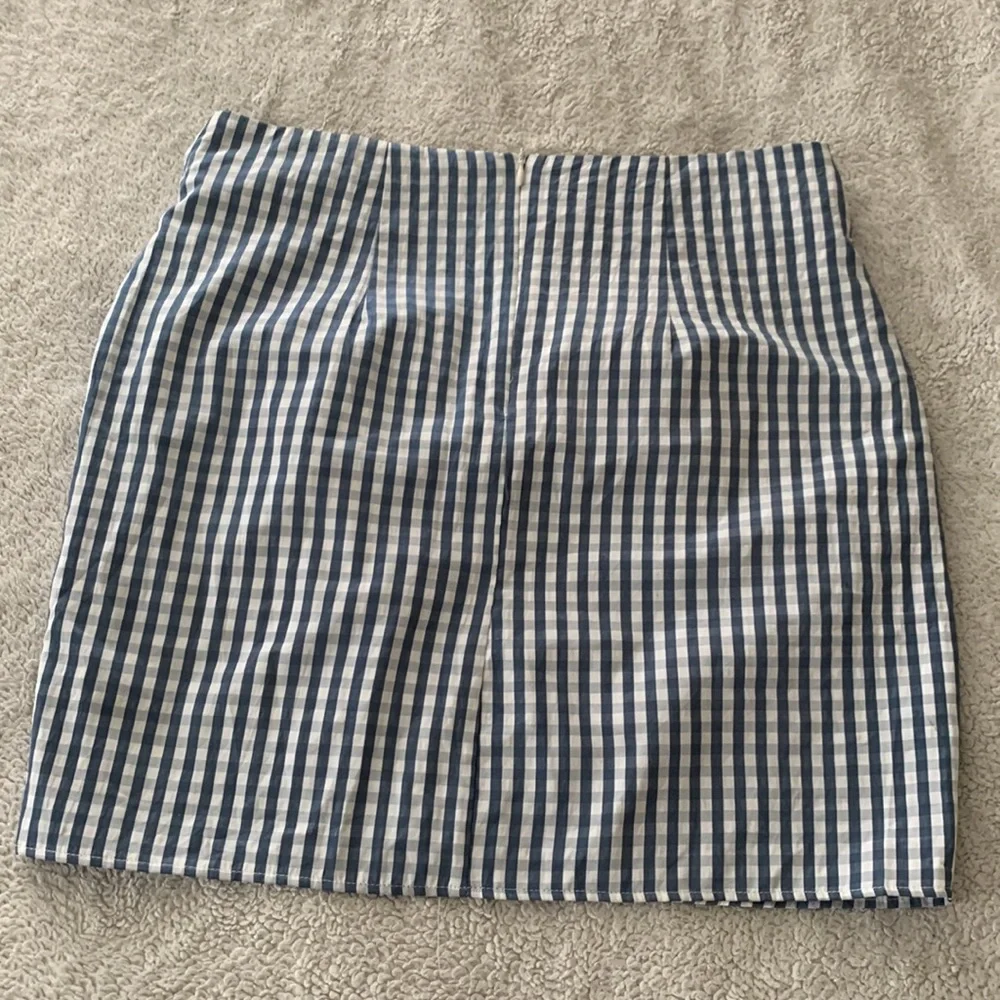 SuperDown | Karina Skirt - Picture 3 of 4